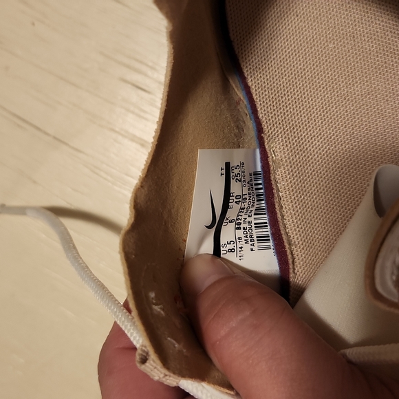 Nike Reacts 8.5W - Picture 5 of 6